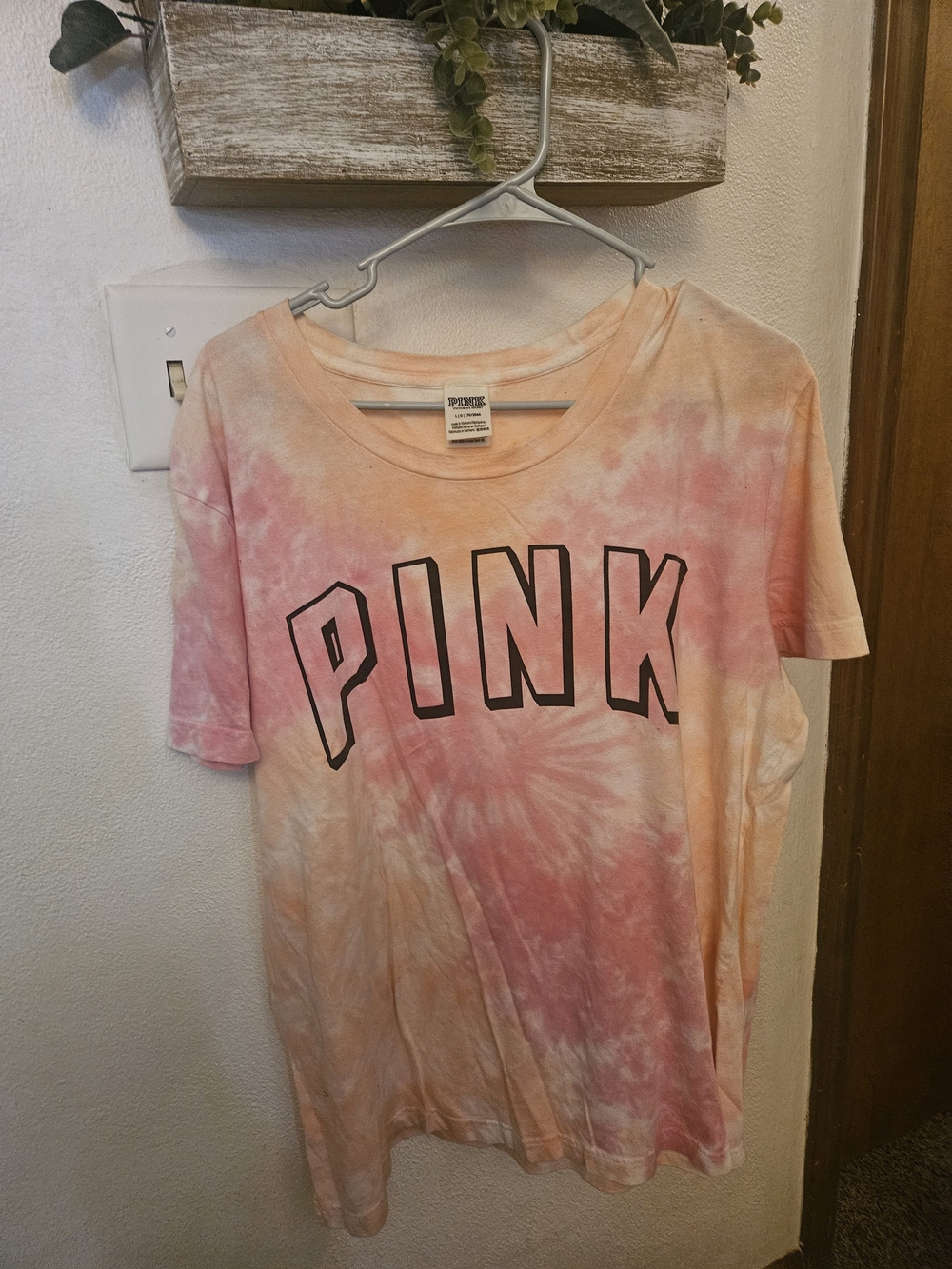 PINK Victoria's Secret Pink & Peach Tie-Dye Short Sleeve Tee
